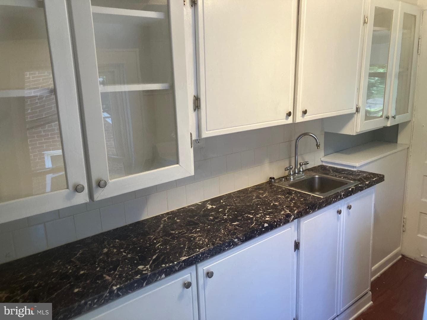 315 Circle Avenue photo 58