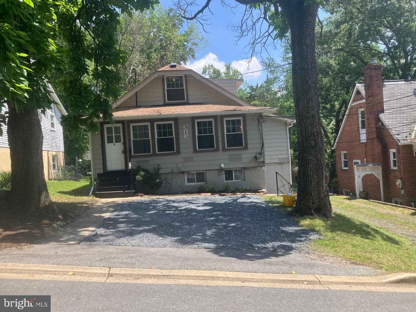 315 Circle Avenue photo 7