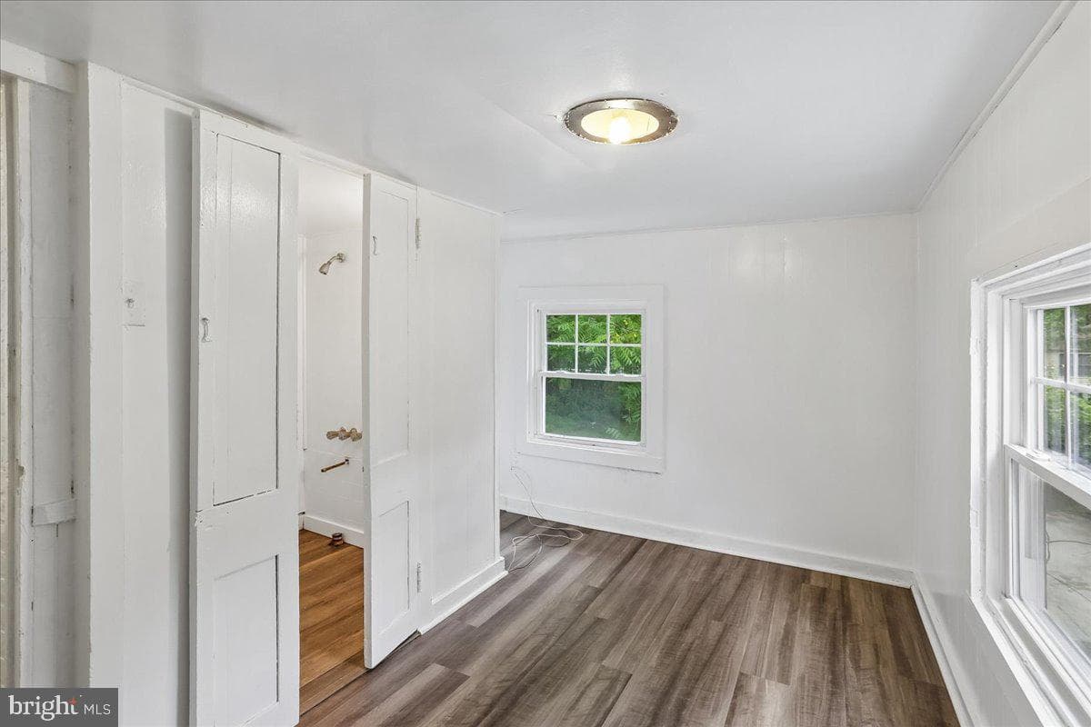 315 Circle Avenue photo 70