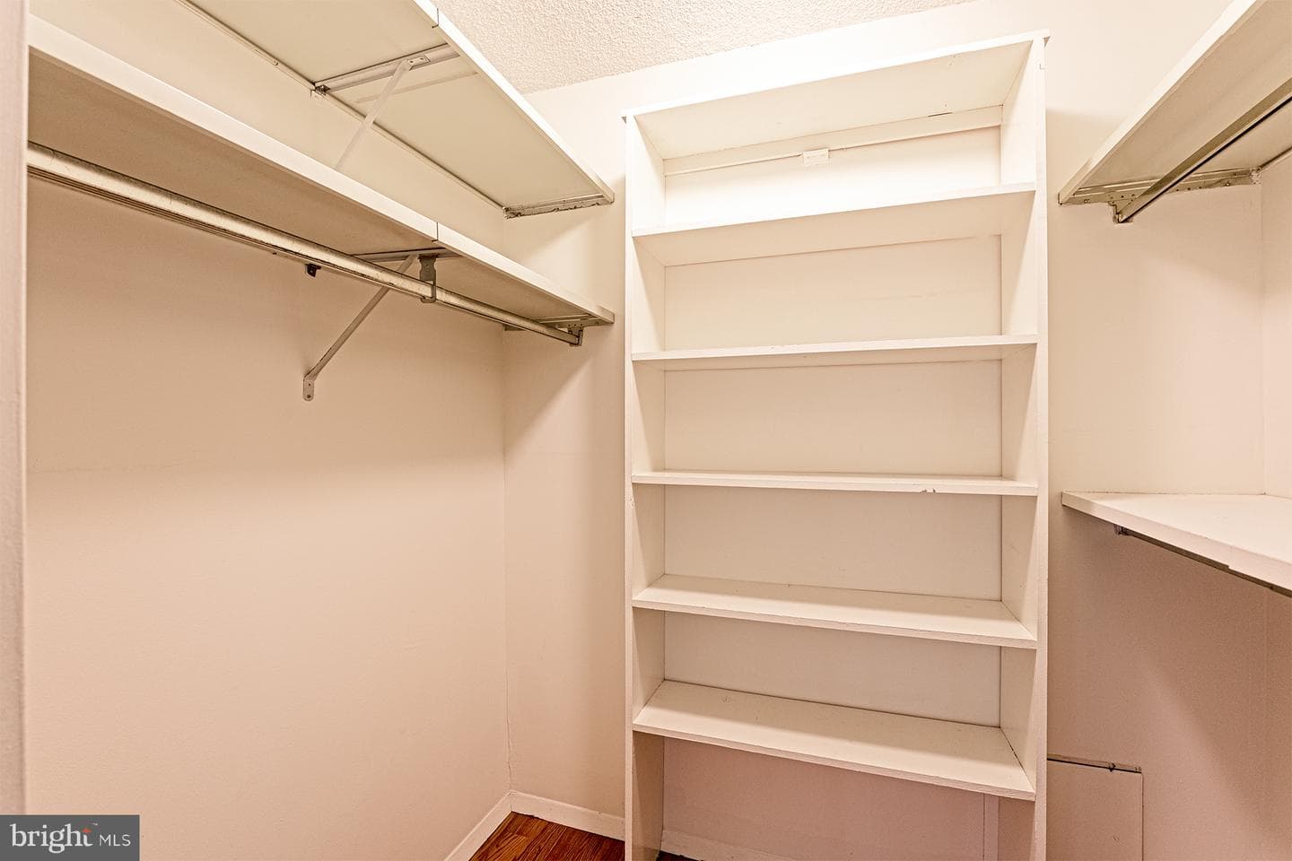 5225 Pooks Hill Road #721s photo 16