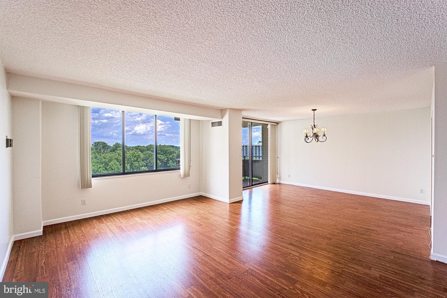 5225 Pooks Hill Road #721s photo 4