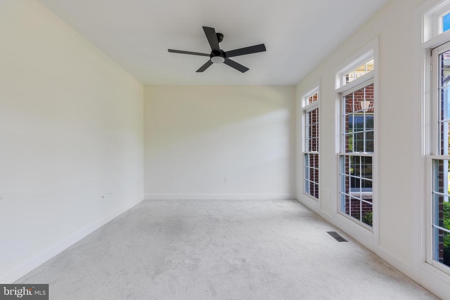 7101 Cliff Pine Drive photo 7