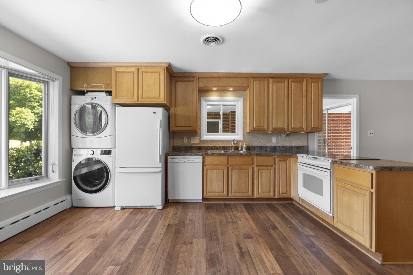 18015 Muncaster Road photo 12