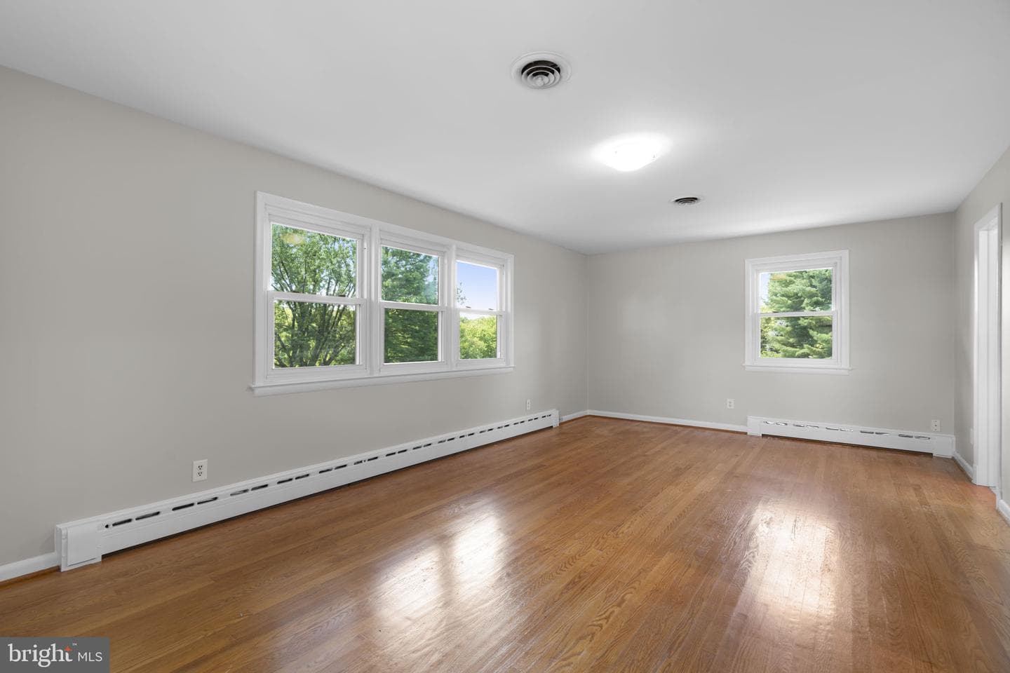 18015 Muncaster Road photo 41
