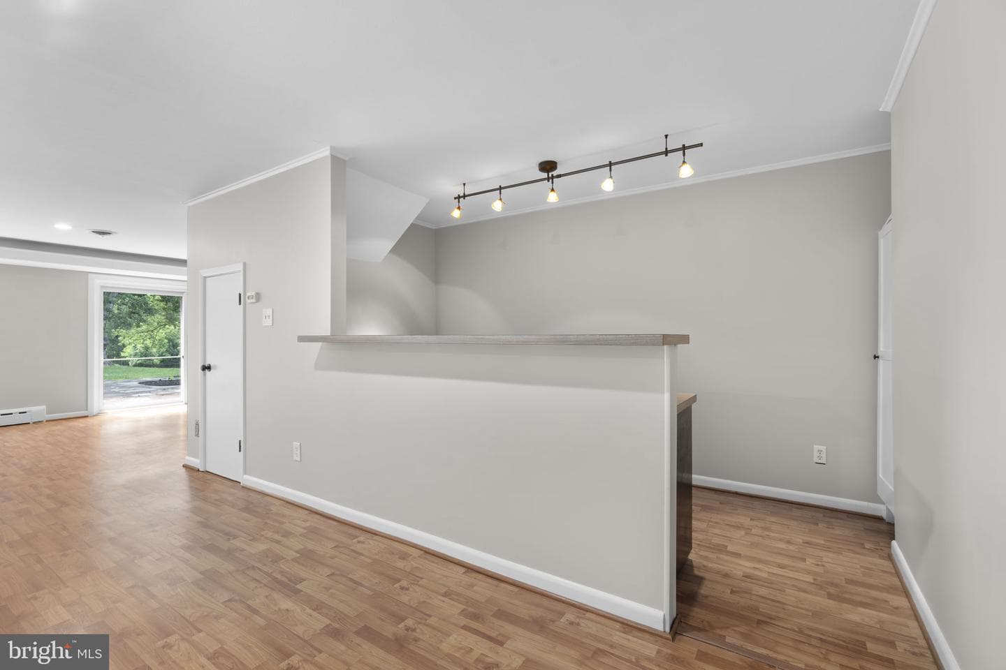 18015 Muncaster Road photo 55