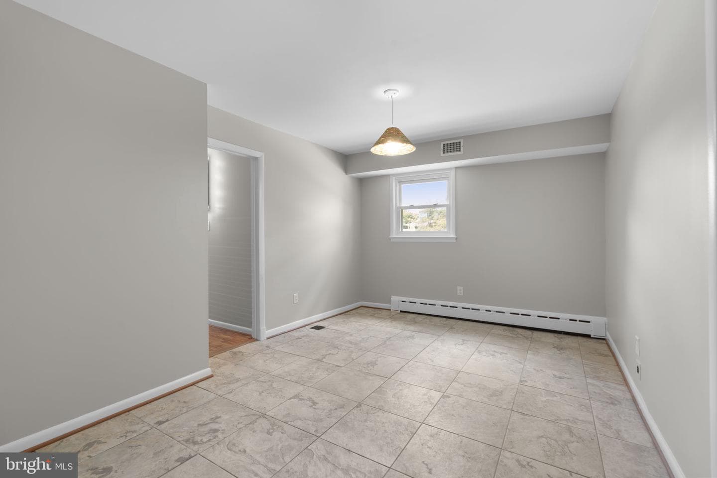 18015 Muncaster Road photo 63