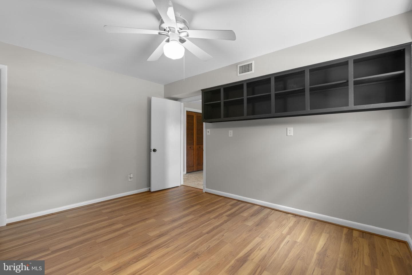 18015 Muncaster Road photo 65