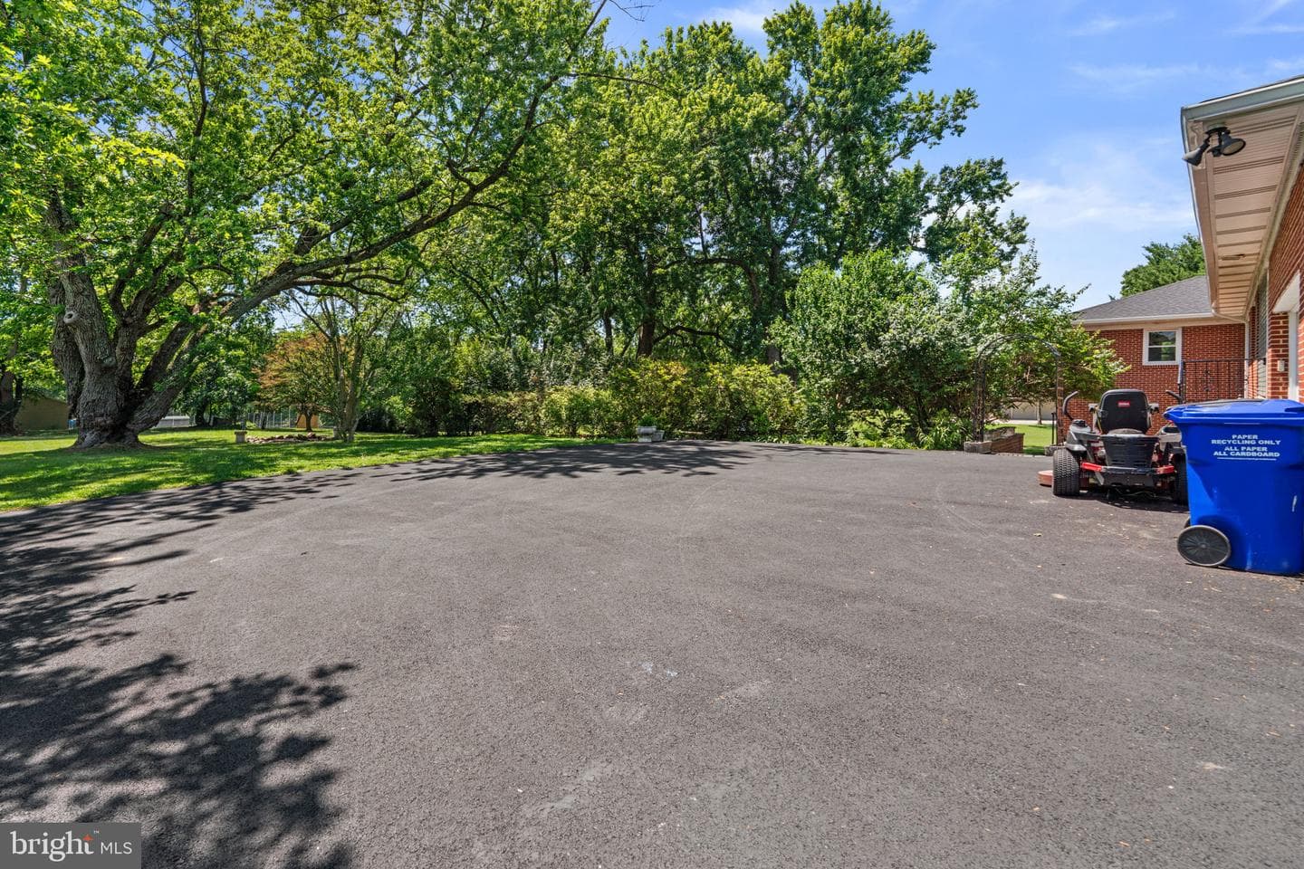 18015 Muncaster Road photo 77
