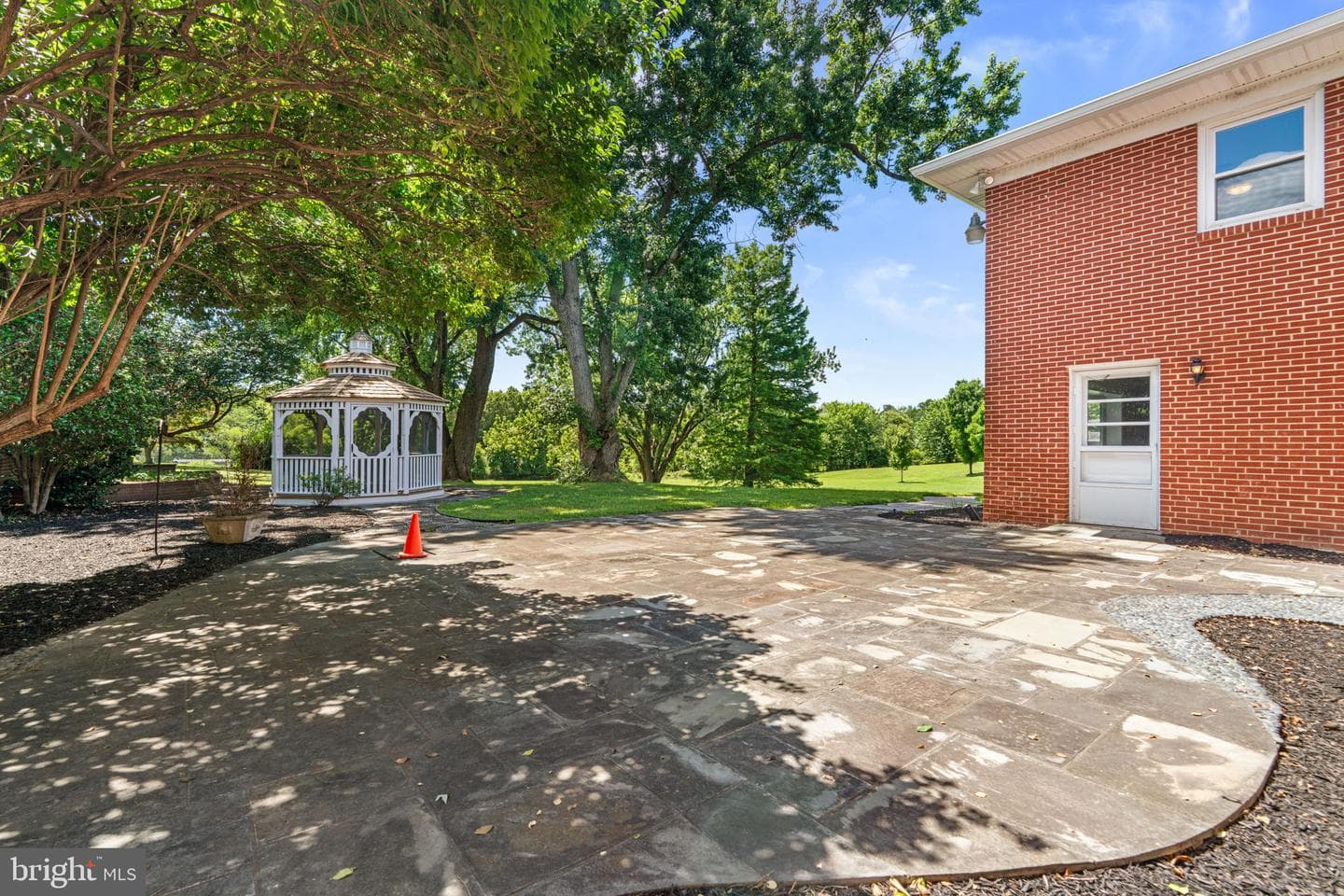 18015 Muncaster Road photo 78