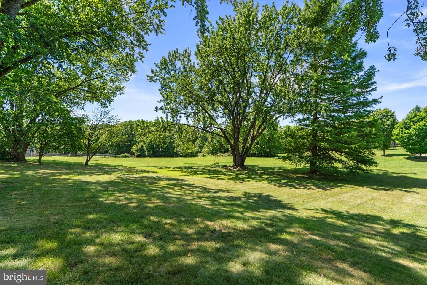 18015 Muncaster Road photo 82