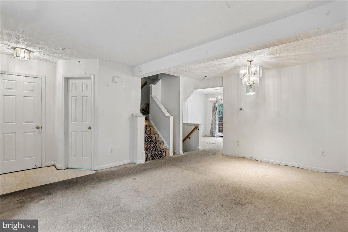 66 Shadowridge Court photo 5
