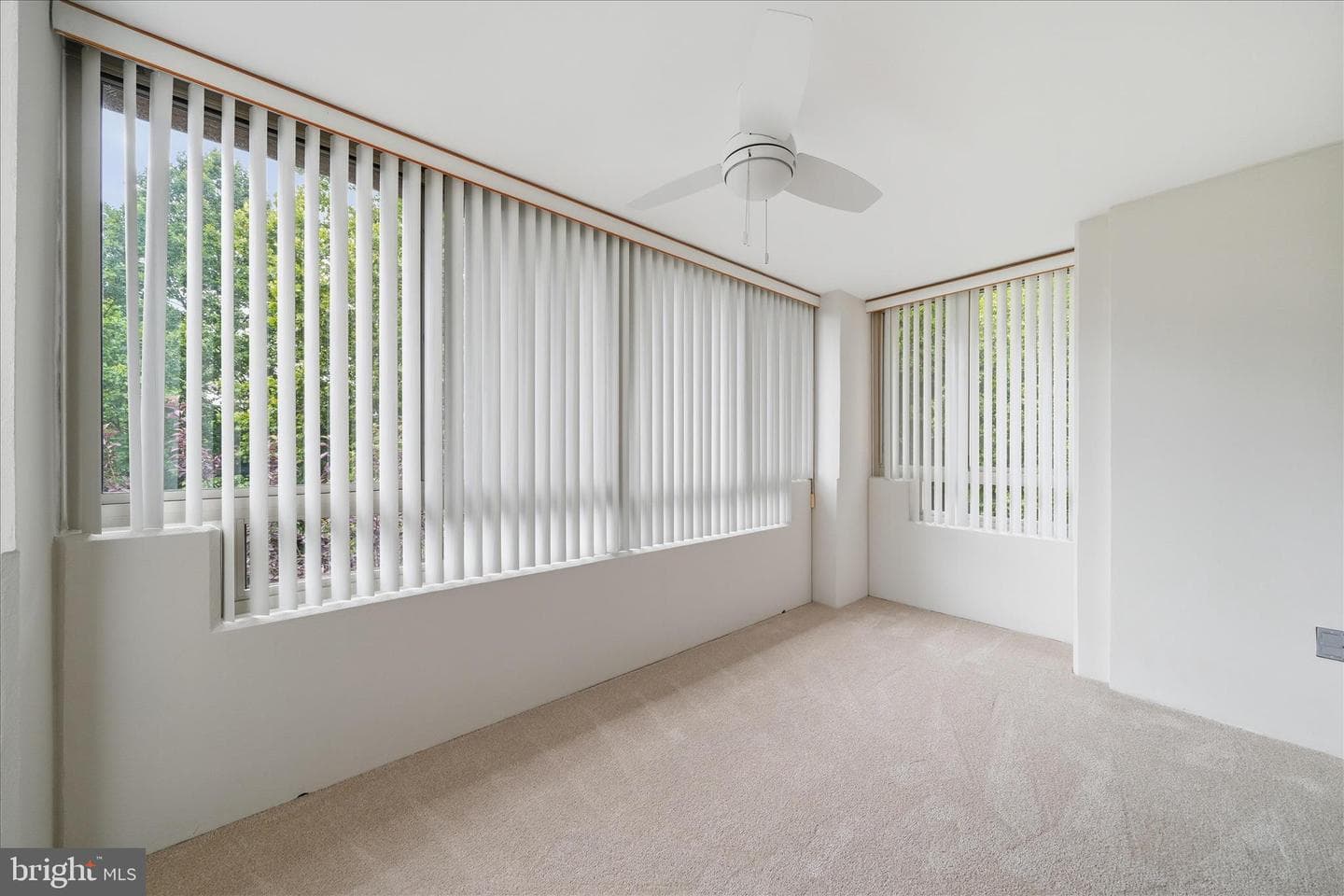 14809 Pennfield Circle #402 photo 15
