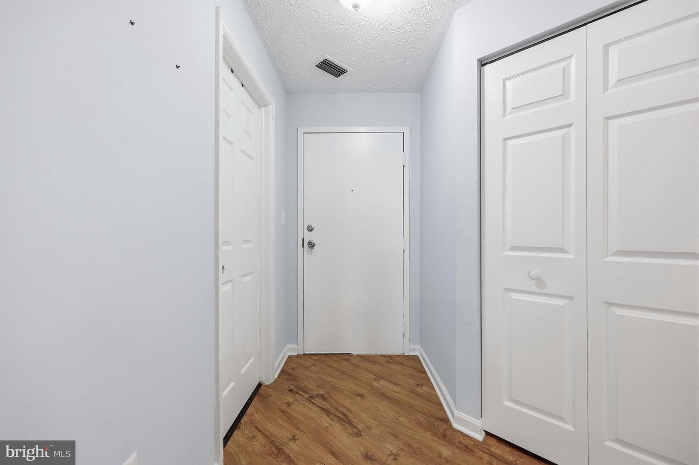 12201 Saint Peter Court #d photo 4