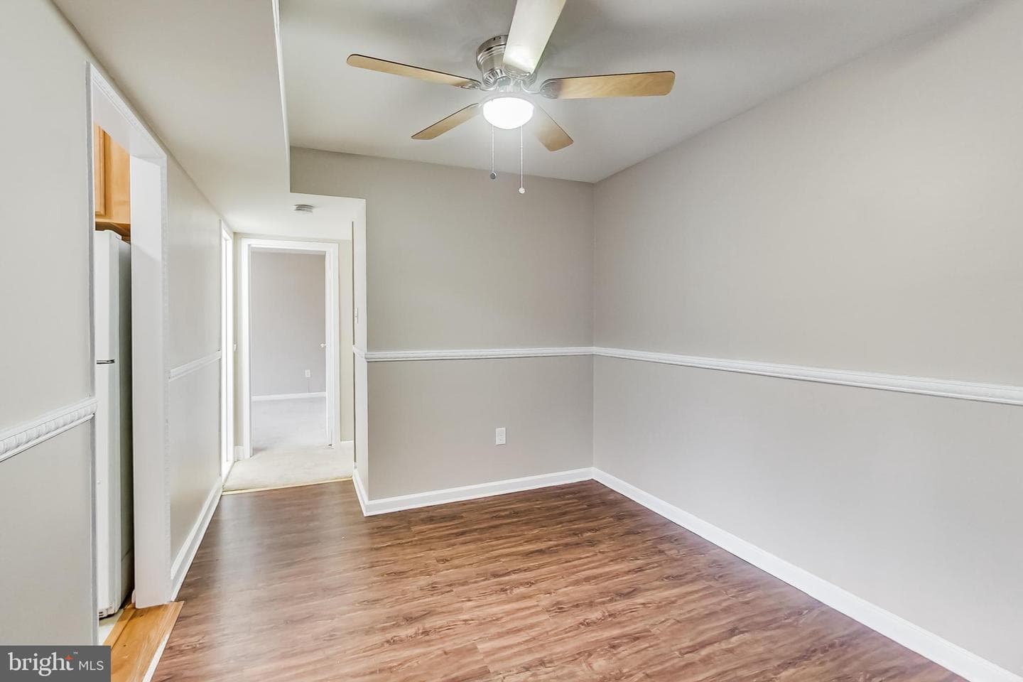 7611 Maple Ave # 202 photo 10
