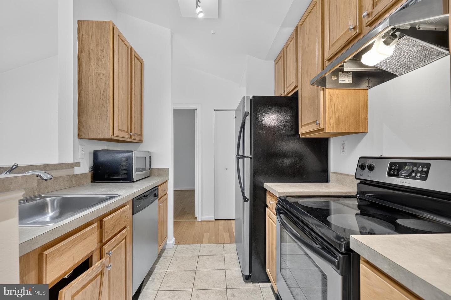 18516 Boysenberry Drive #210 photo 11
