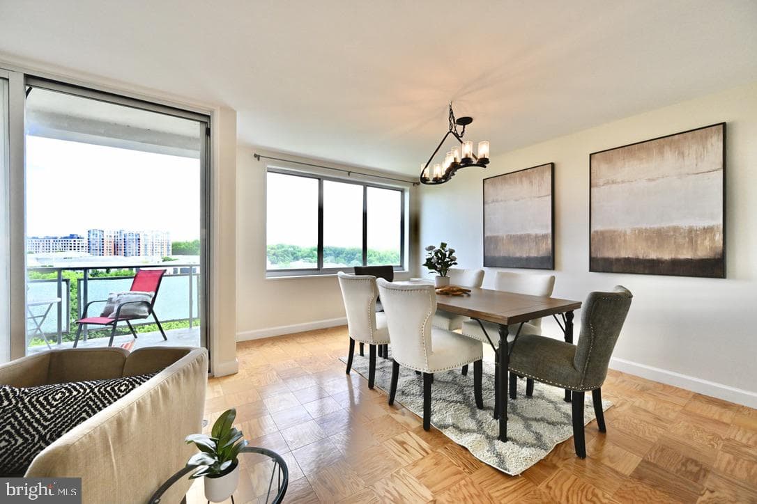 10201 Grosvenor Place #1220 photo 11