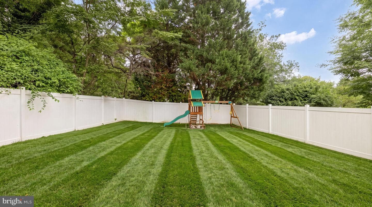 4717 Edgefield Road photo 30