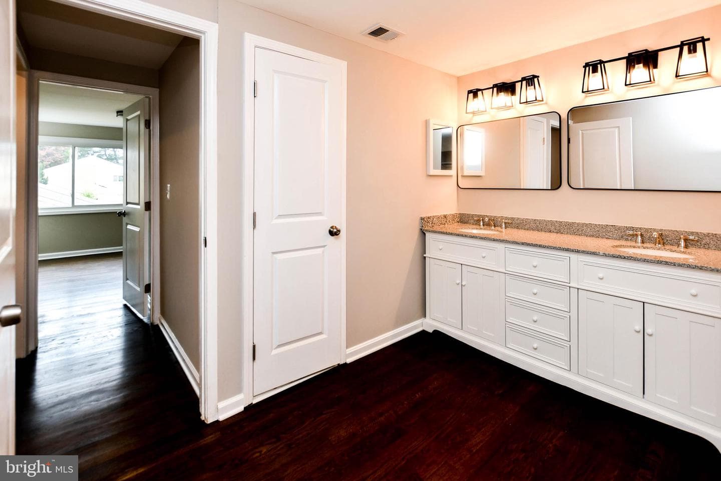 19104 Roman Way photo 39