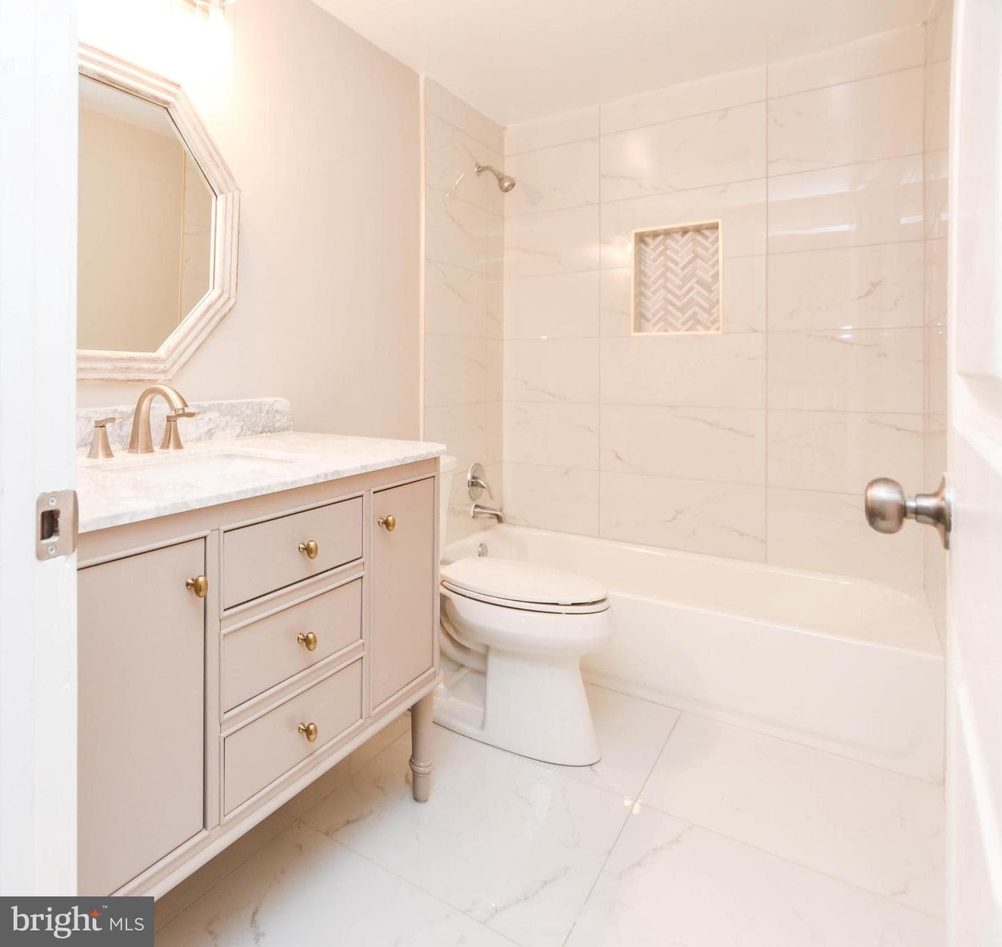 19104 Roman Way photo 47