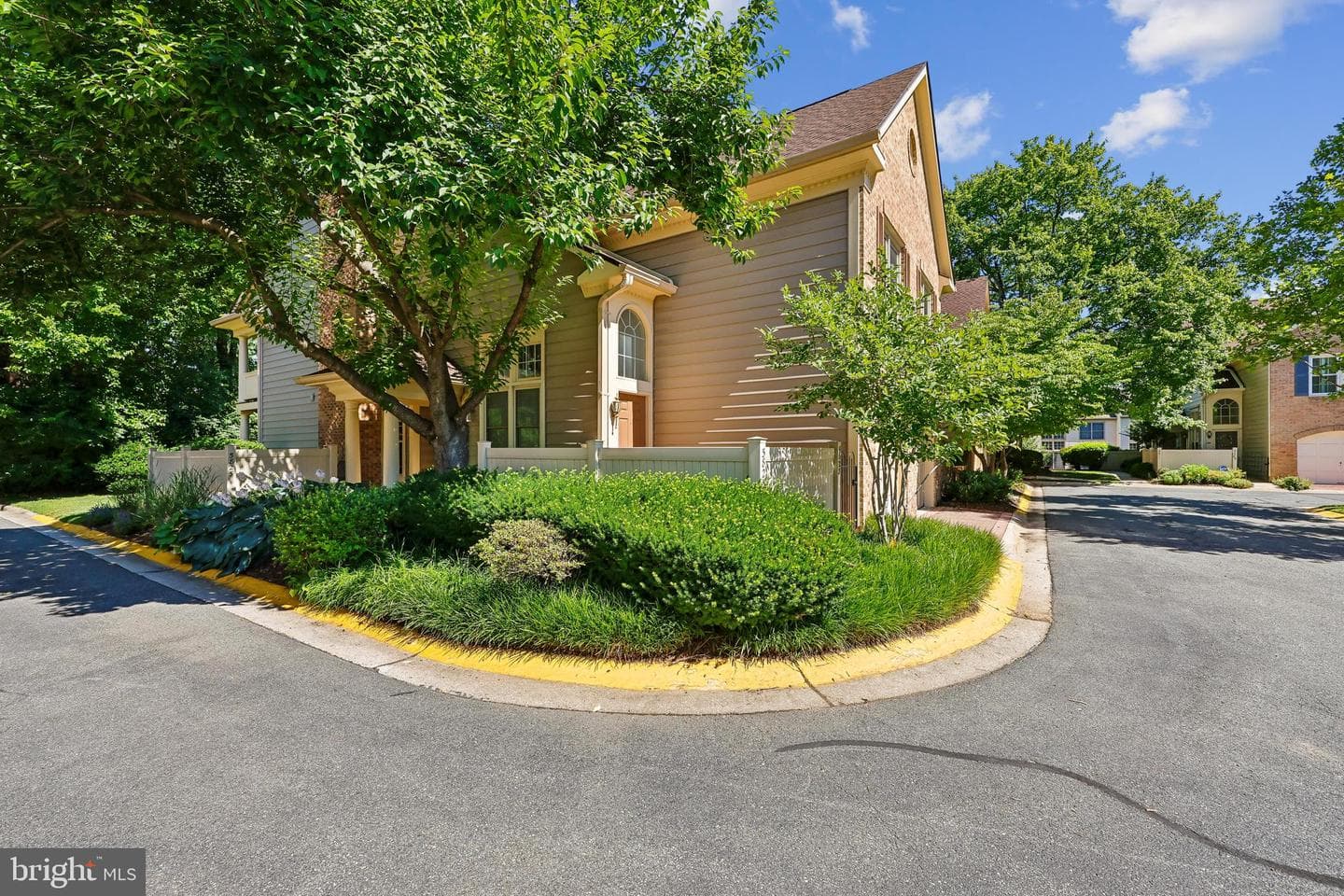 5823 Linden Square Court #52 photo 52
