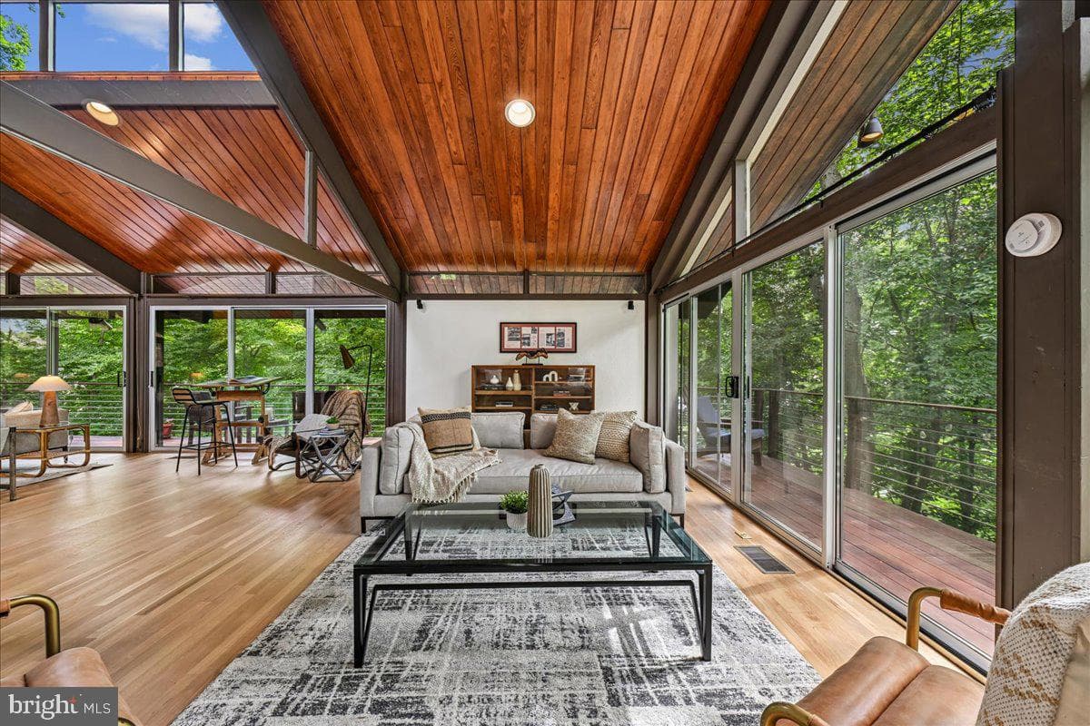 6620 Fernwood Court photo 39