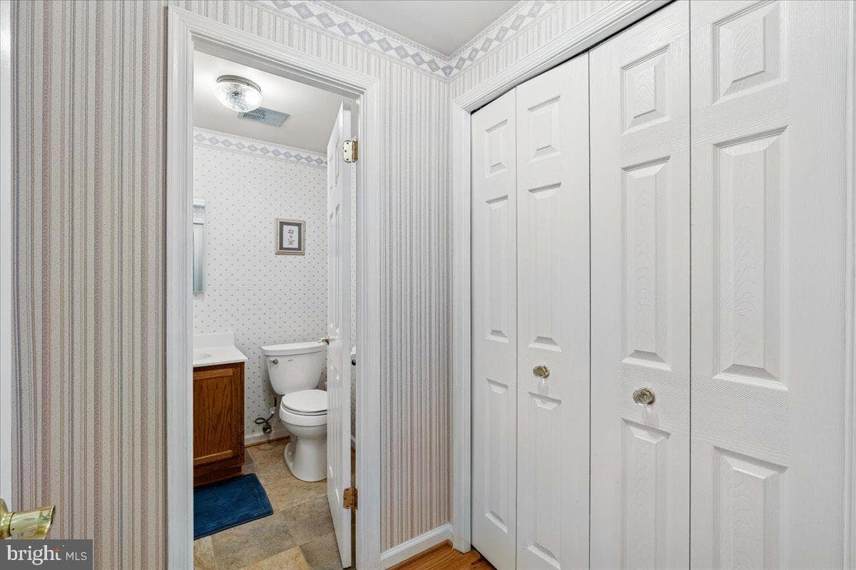 25 Tivoli Lake Court photo 42