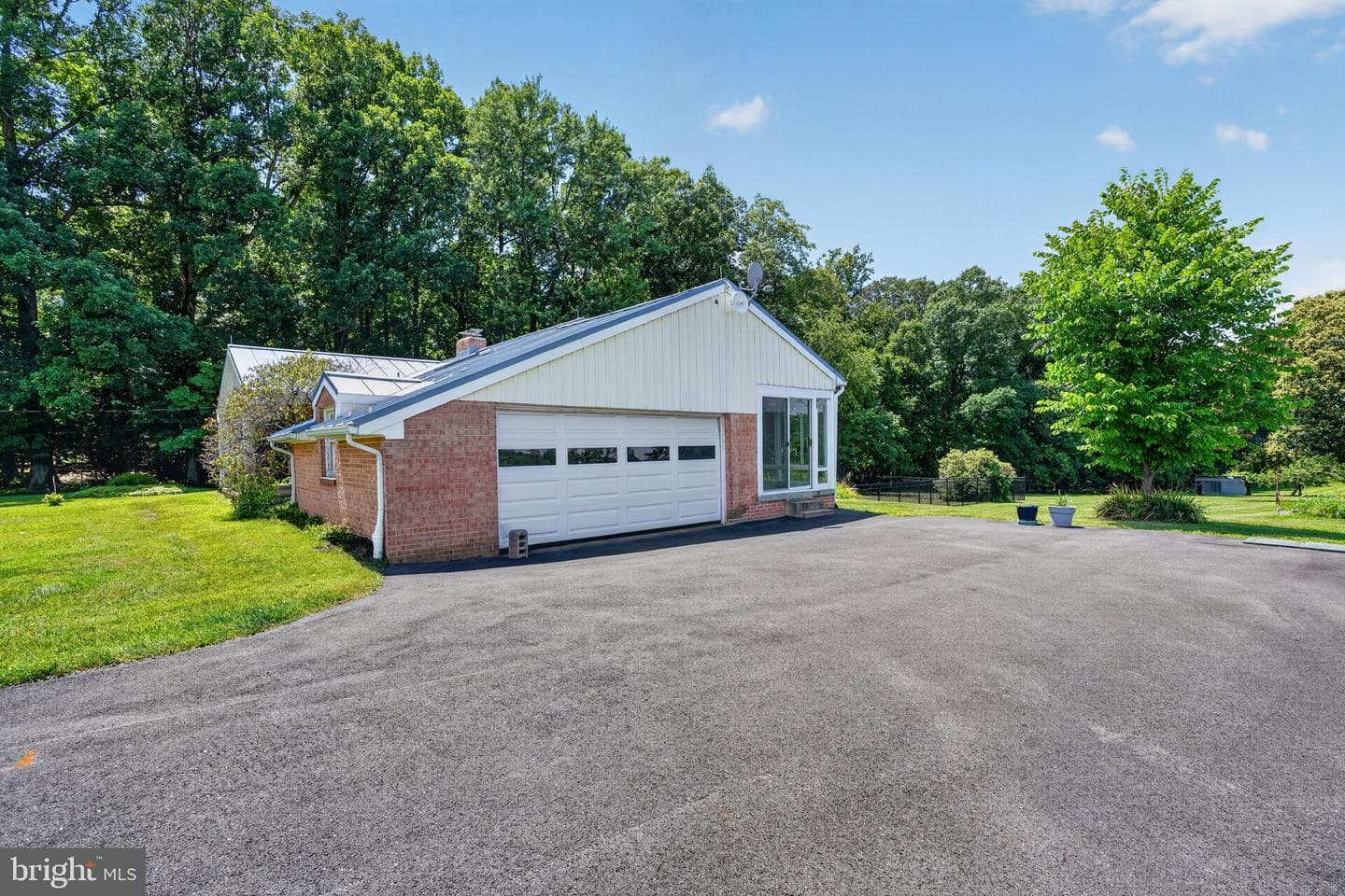 22300 Peach Tree Road photo 4
