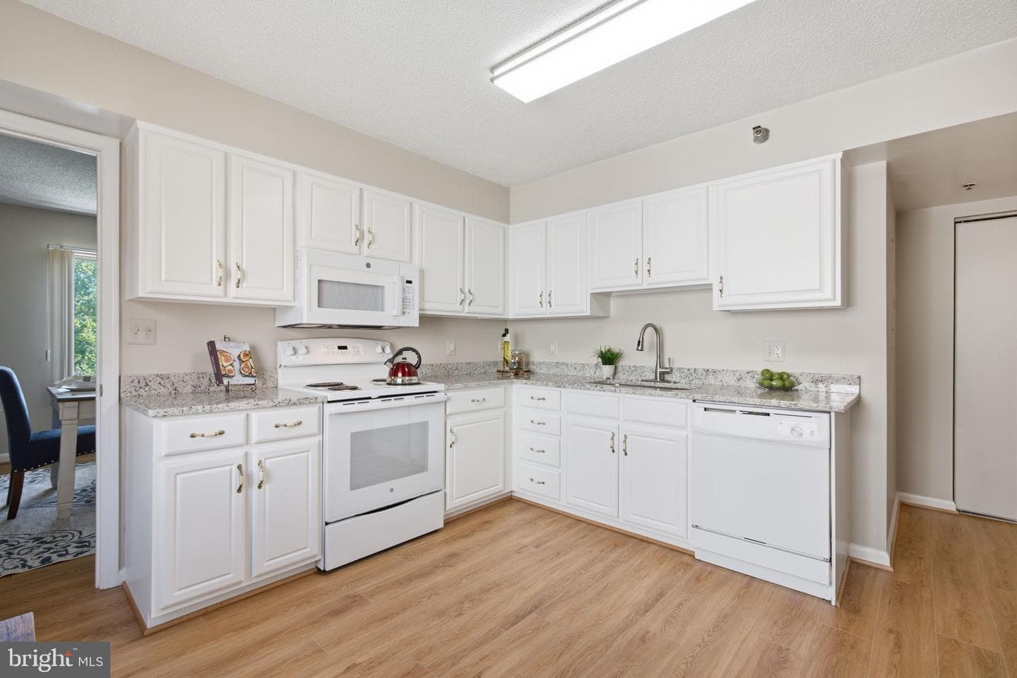 14805 Pennfield Circle #304 photo 13