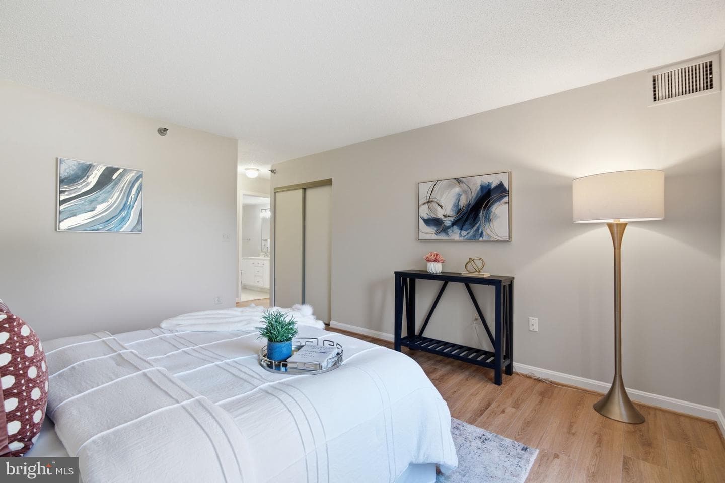 14805 Pennfield Circle #304 photo 18