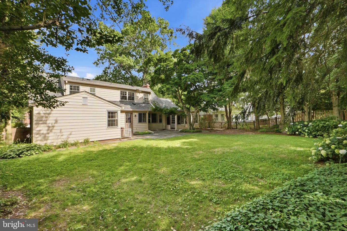 5910 Overlea Road photo 53