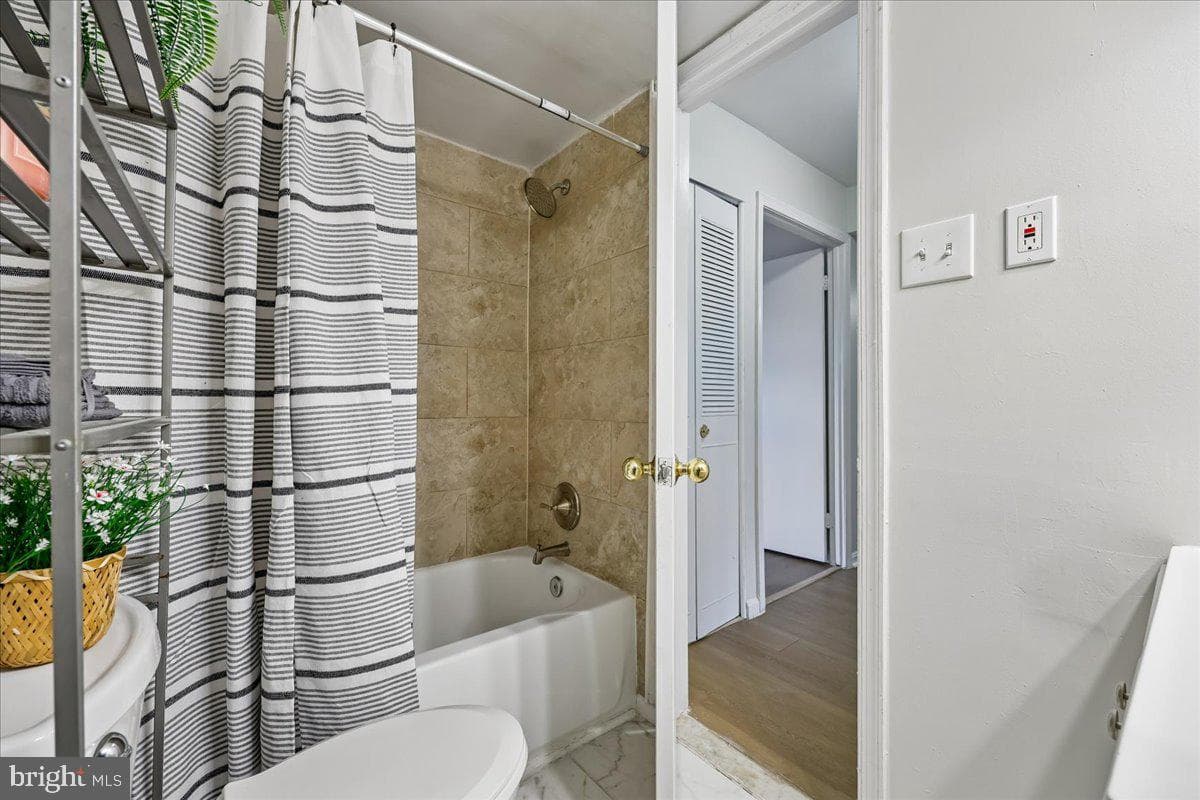 740 Quince Orchard Boulevard #102 photo 18
