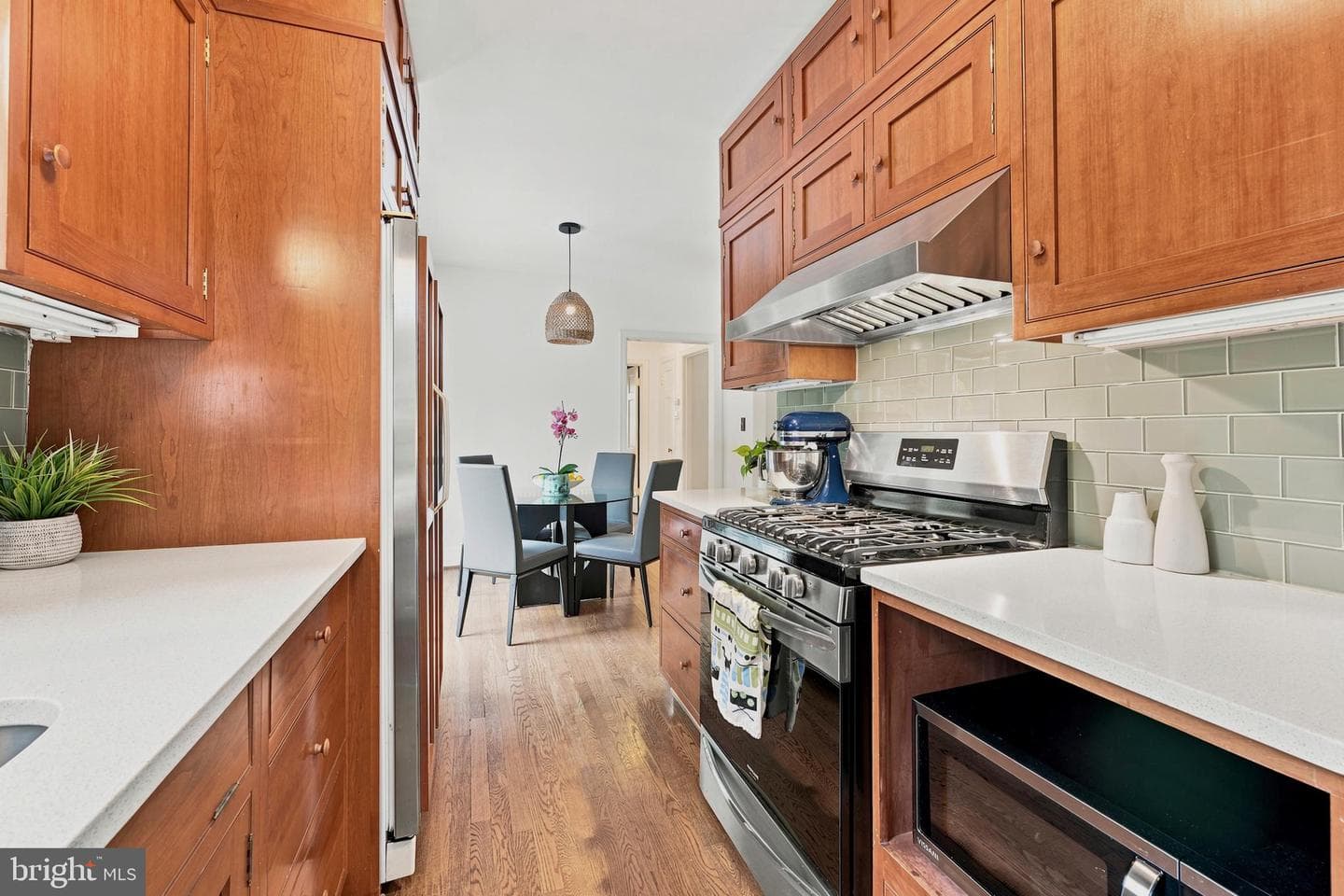 9404 Worth Avenue photo 10