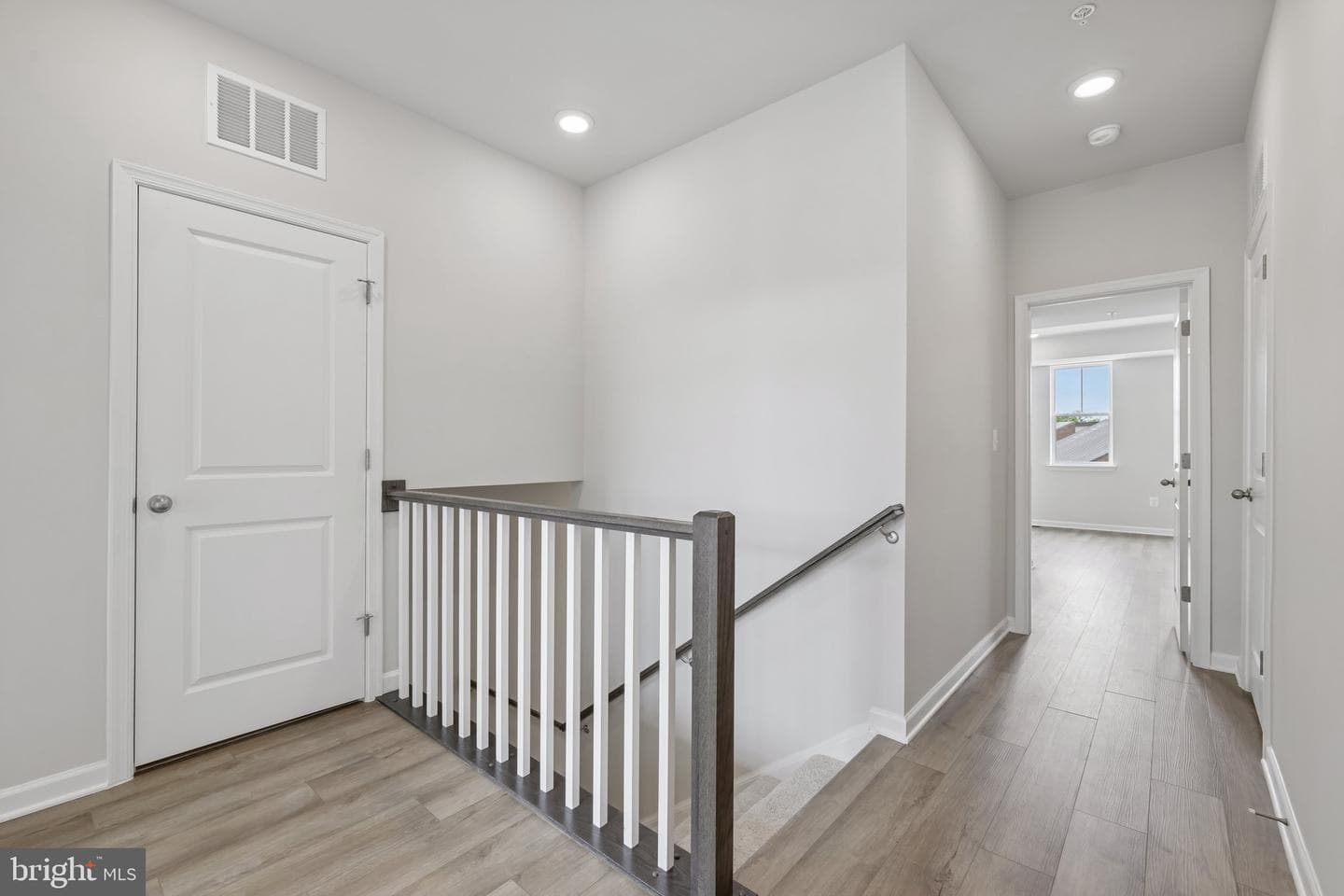 19542 Village Walk Drive photo 12