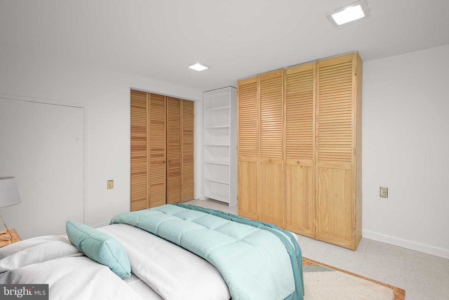 10817 Madison Street photo 20