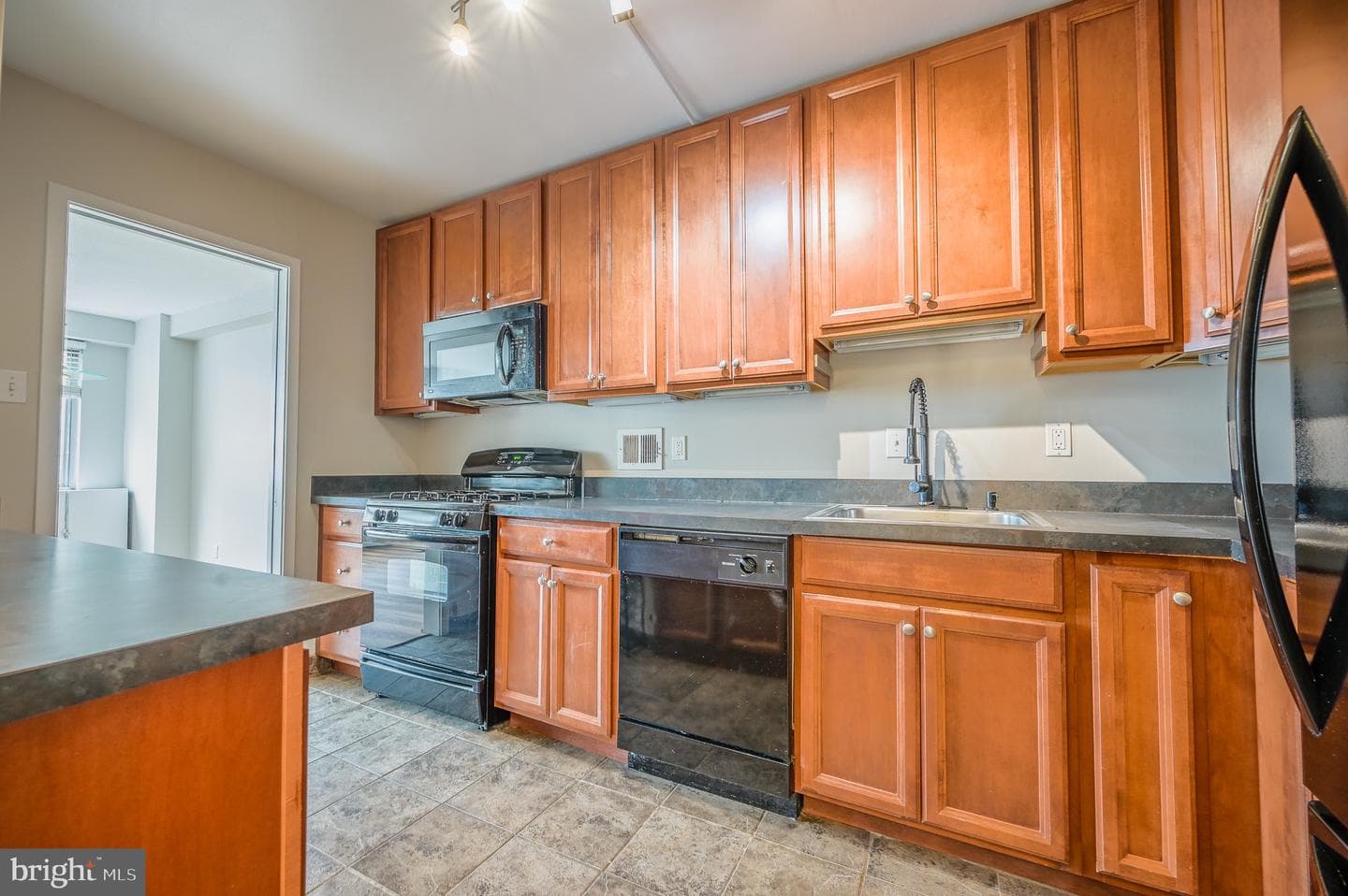 4515 Willard Avenue #2219s photo 10