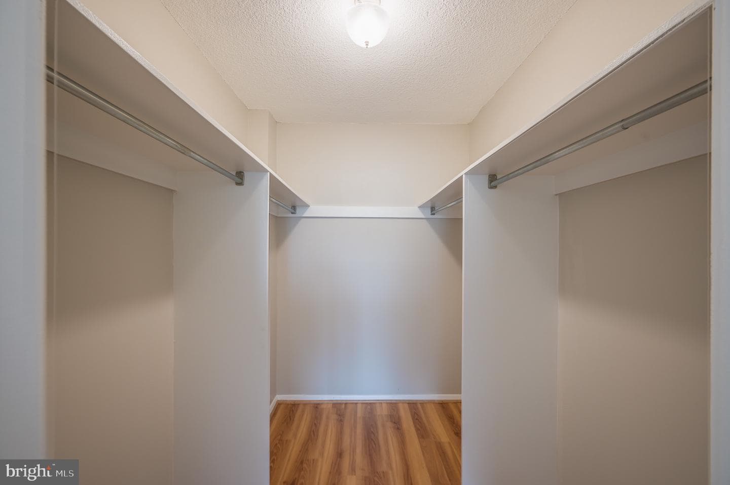 4515 Willard Avenue #2219s photo 9