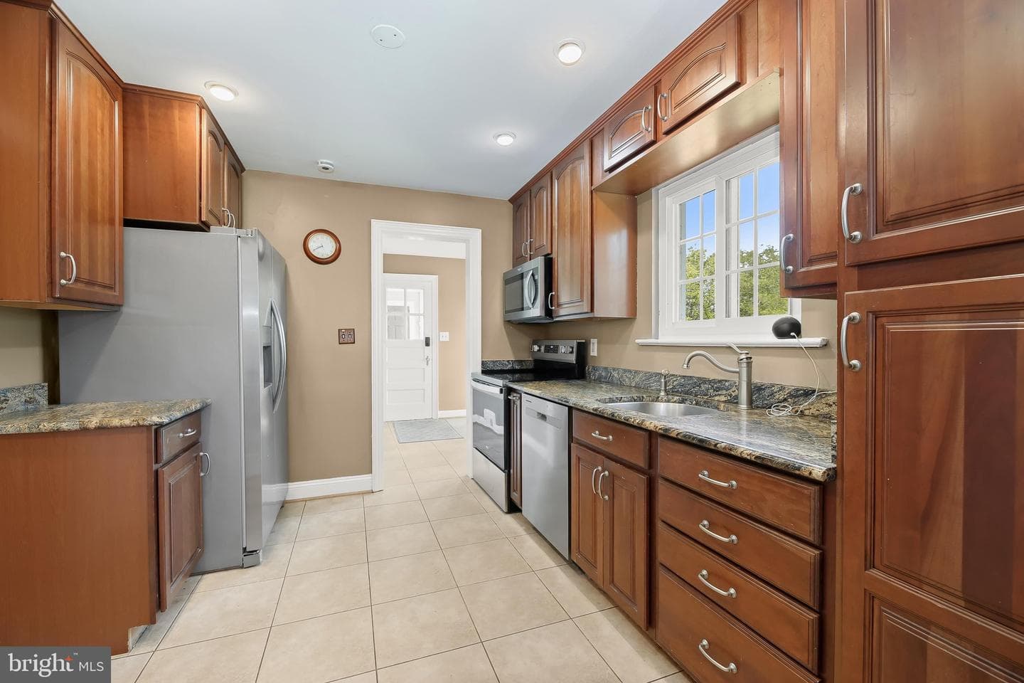 16510 Batchellors Forest Road photo 21