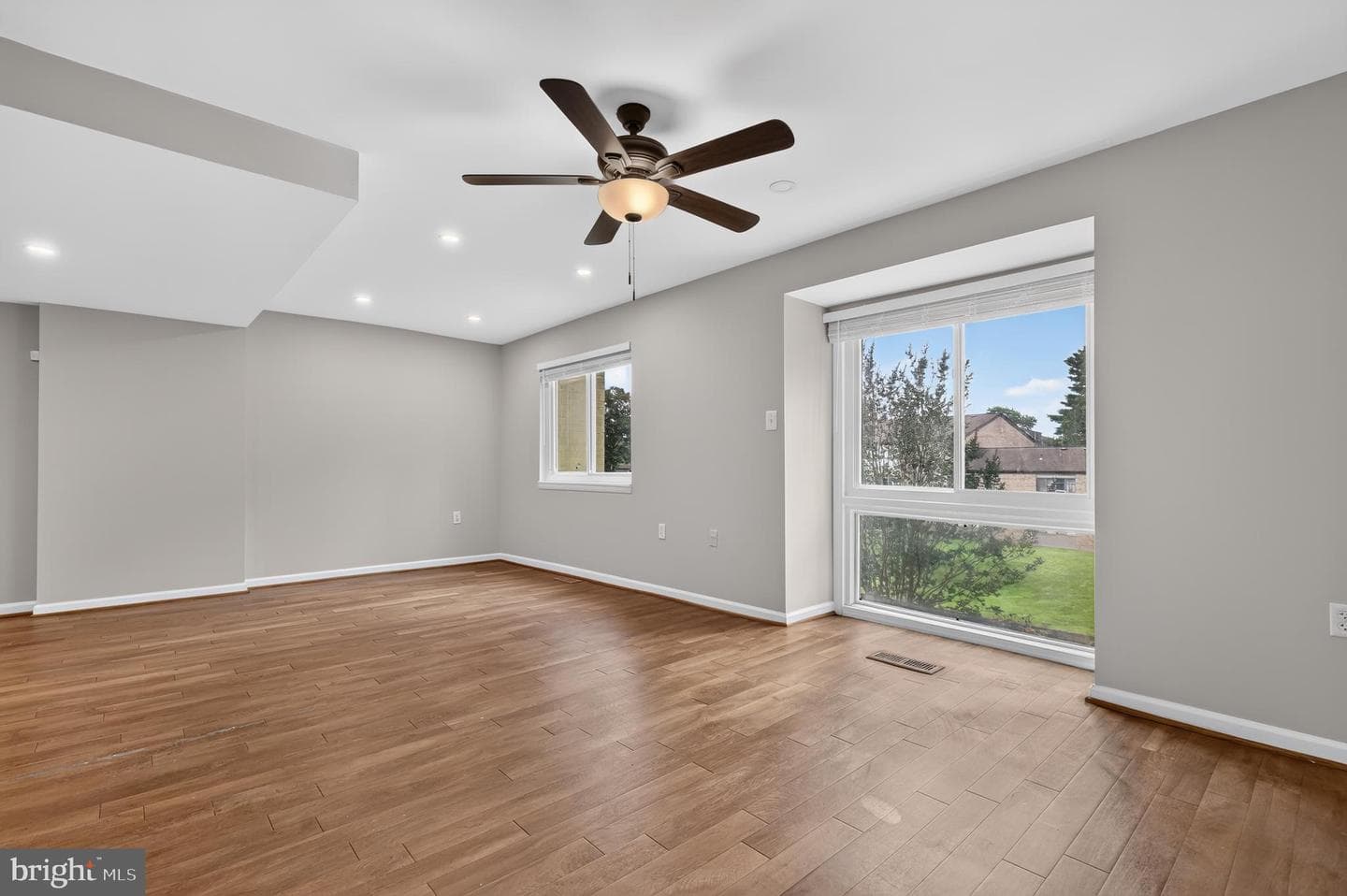18948 Montgomery Village Avenue photo 6