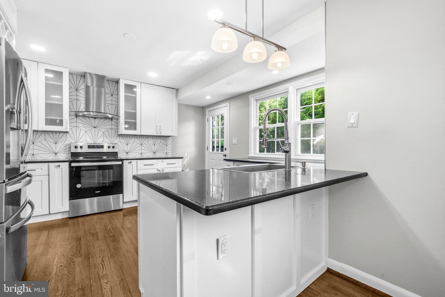 10802 Meadowhill Road photo 14