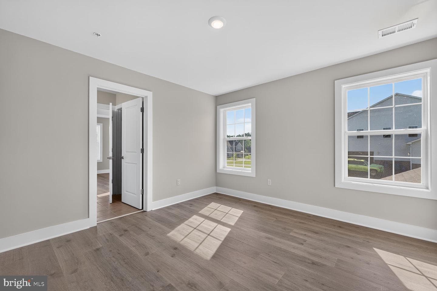 14644 Seneca Farm Ln photo 32