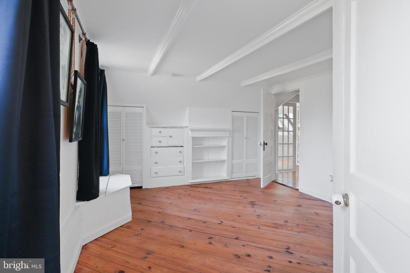 206 Grove Avenue photo 31