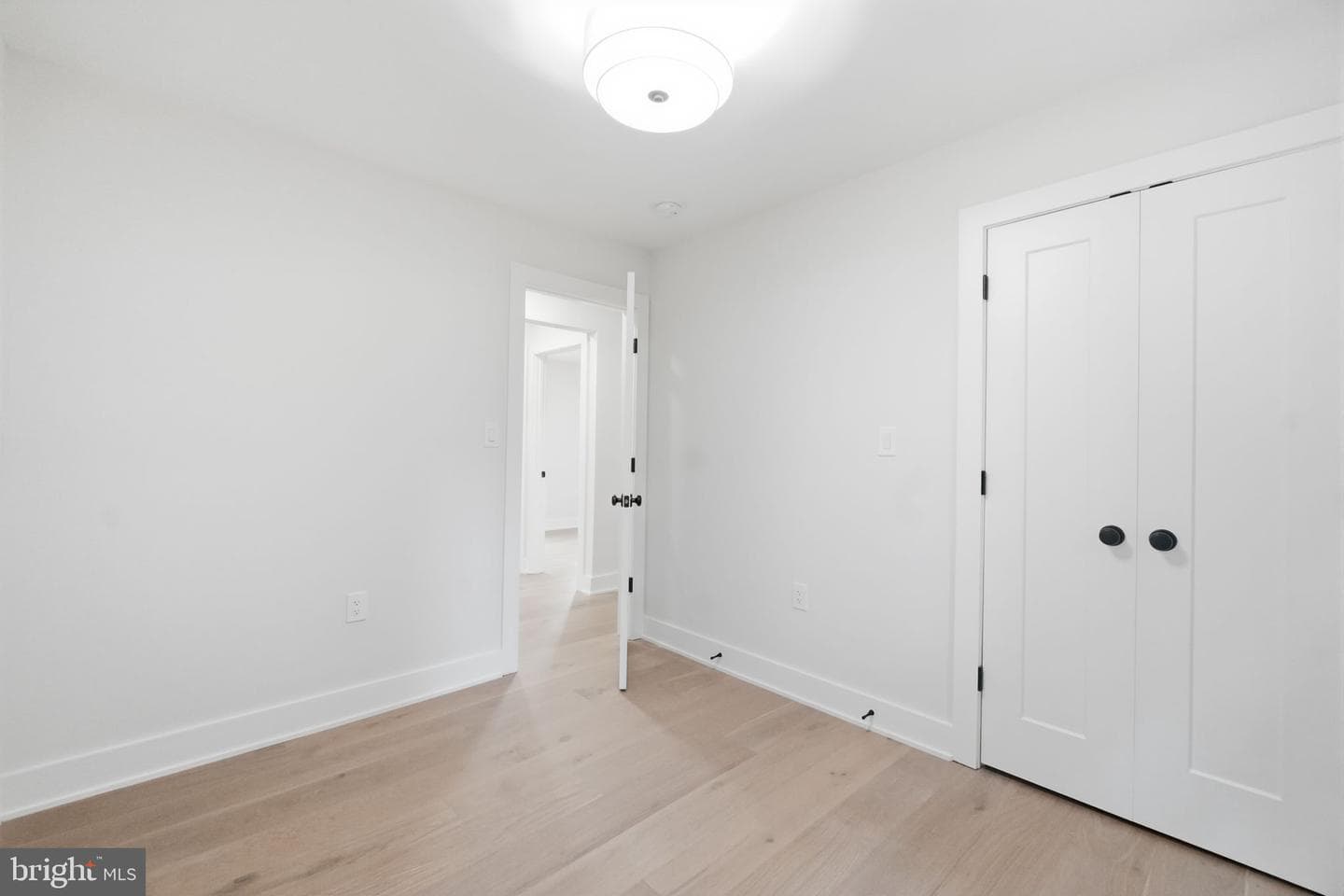 16605 Cavalry Drive photo 22