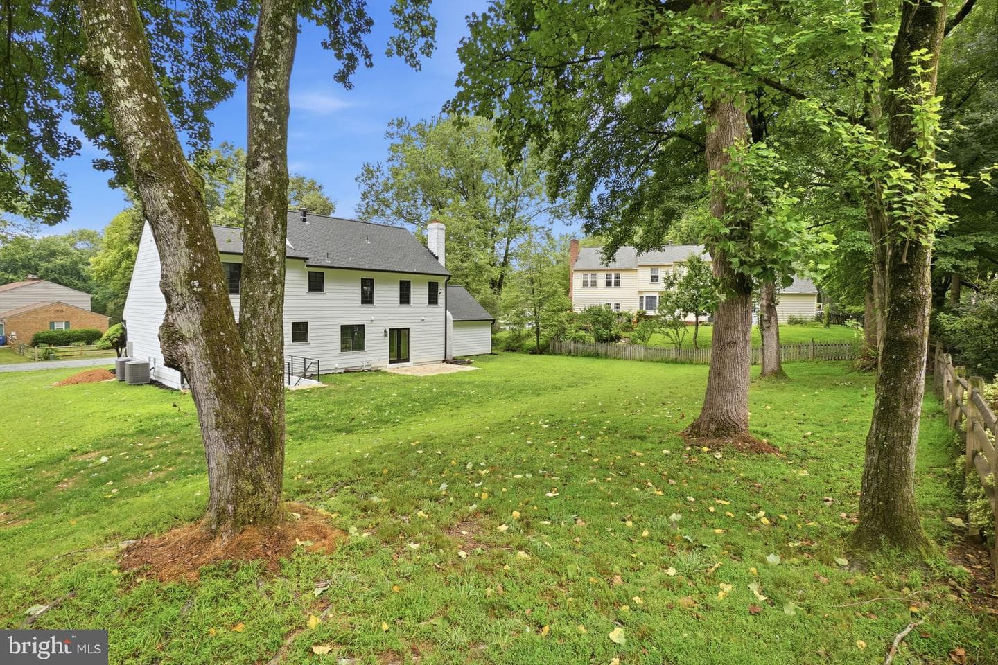 16605 Cavalry Drive photo 45