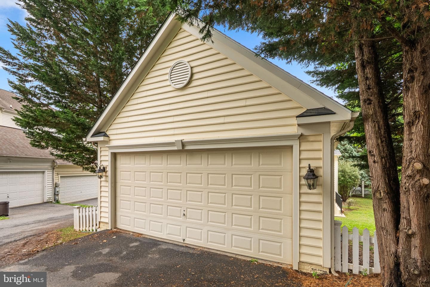 601 Bright Meadow Drive photo 47
