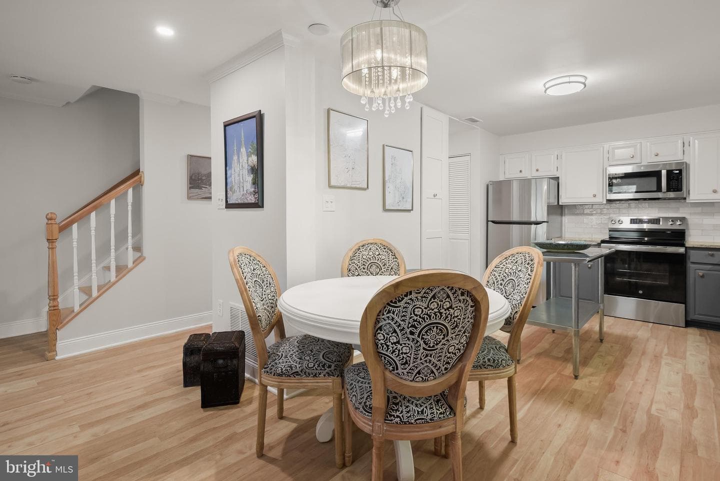 4 Dudley Court photo 6