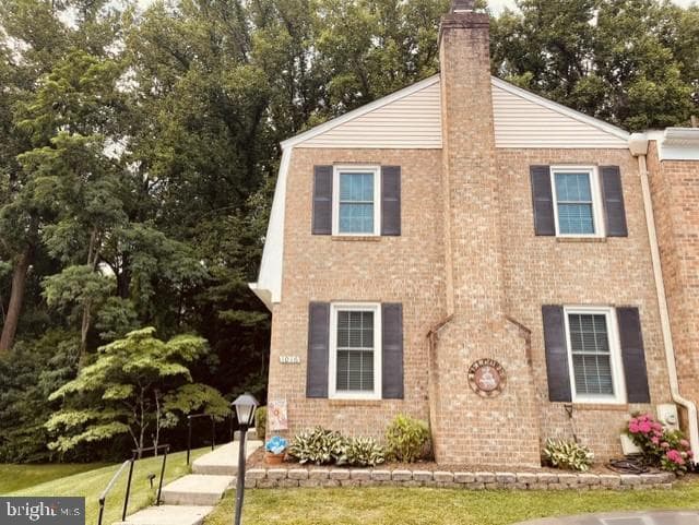 1016 Windrush Lane photo 3