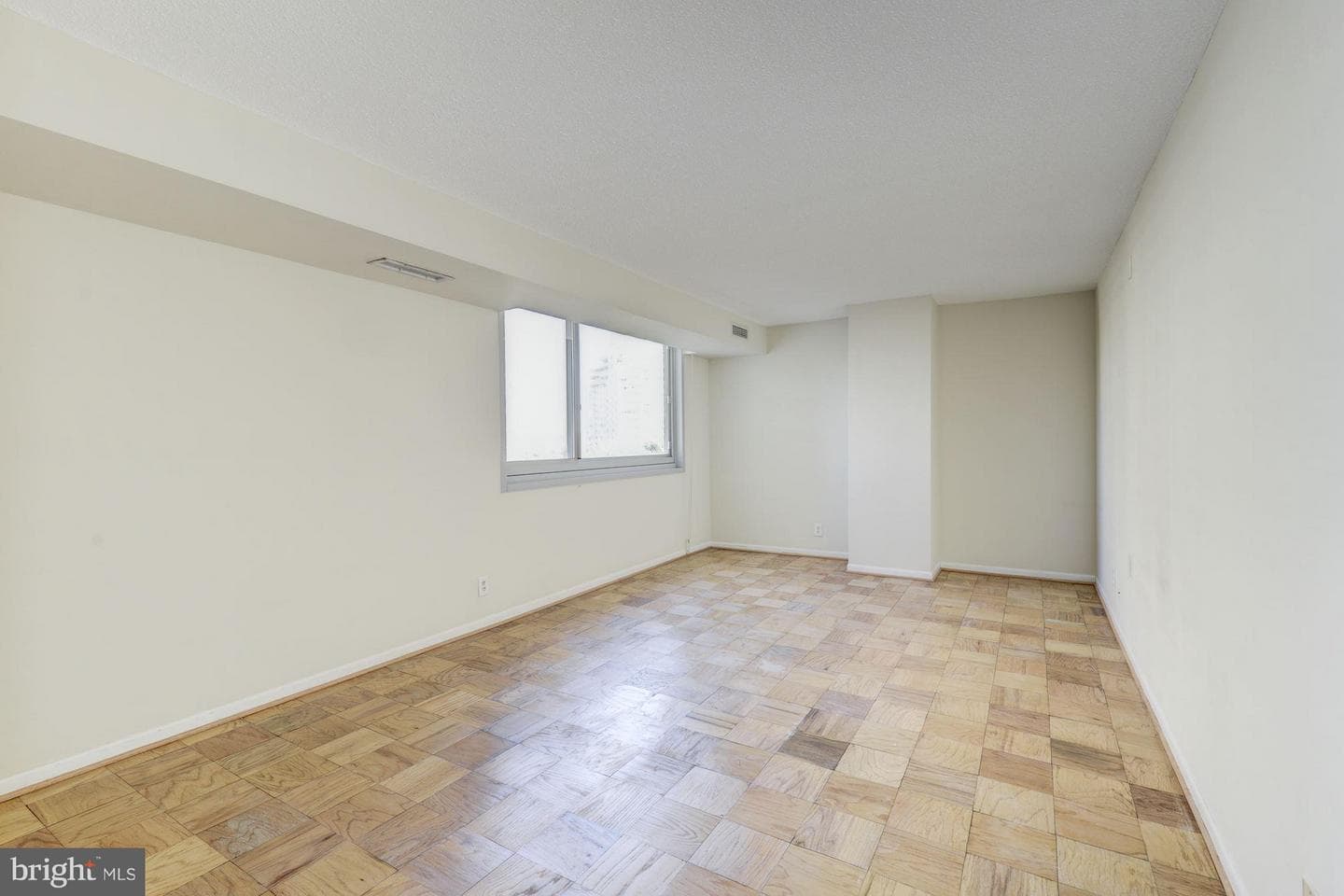 4601 Park Avenue #815q photo 11