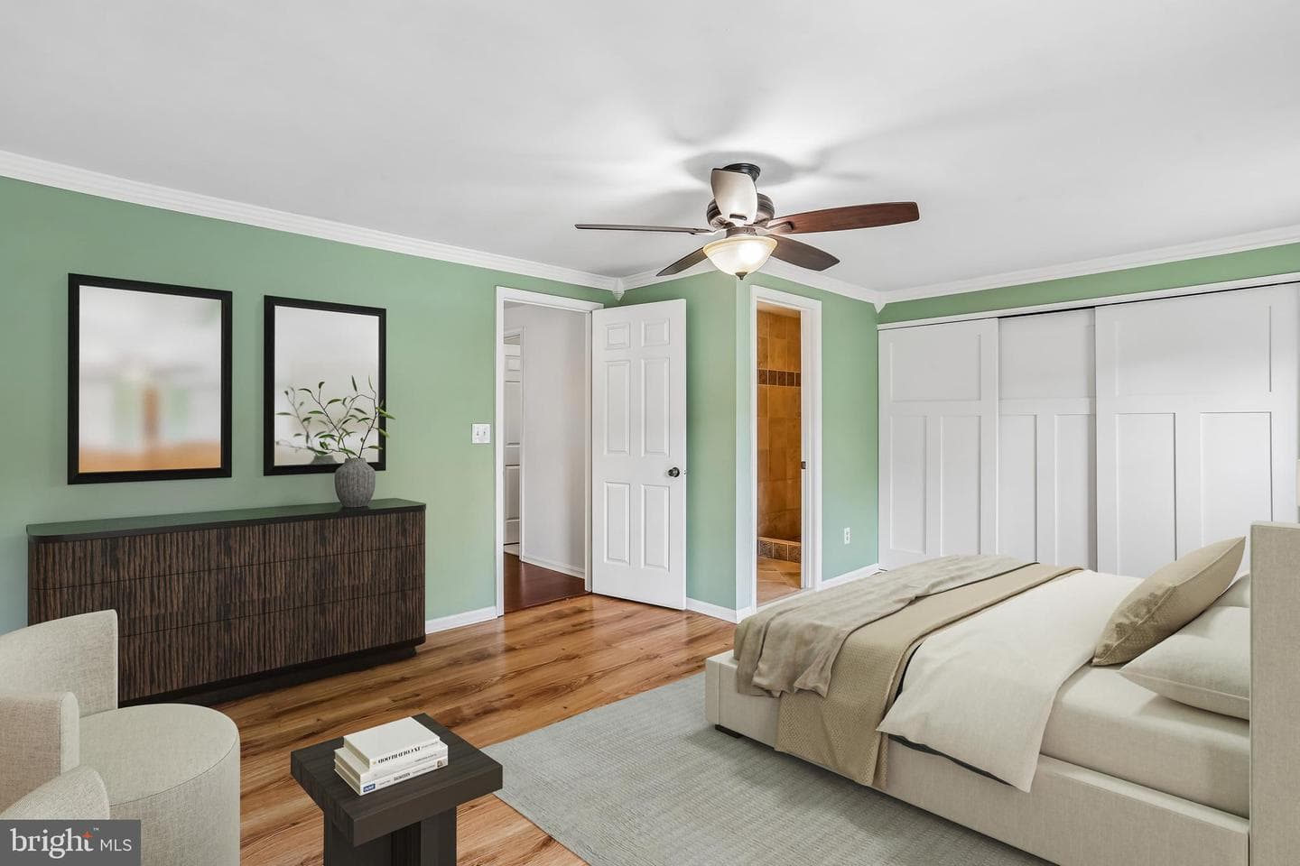 17014 Catalpa photo 17