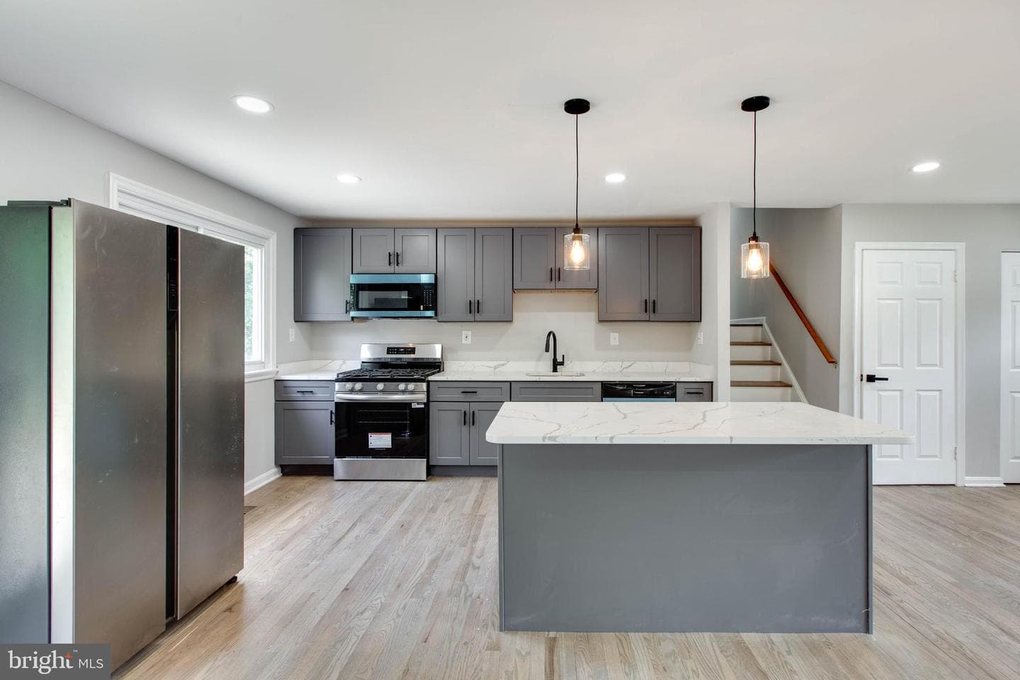 10301 Bloom Dr photo 11