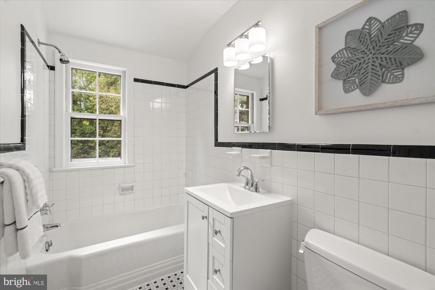 5016 Scarsdale Road photo 21